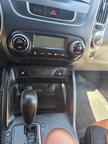 Hyundai ix35 2010, 260,000 km - 2.4 л - Sumqayıt