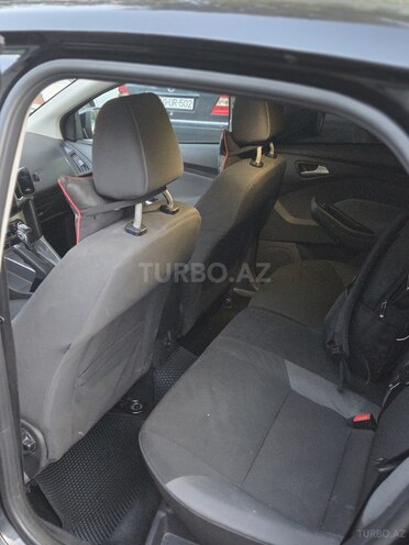 Ford Focus 2013, 233,000 km - 1.6 л - Bakı