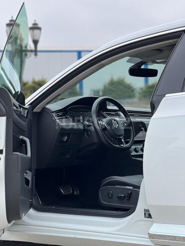 Volkswagen Arteon 2018, 128,000 km - 1.5 l - Bakı