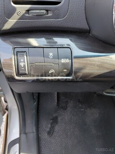 Kia Sorento 2011, 219,510 km - 2.0 l - Bakı