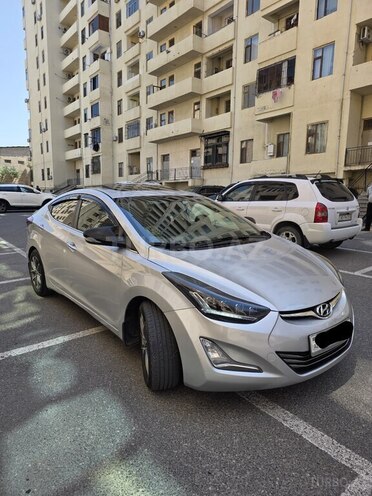Hyundai Elantra 2015, 167,372 km - 1.8 л - Xırdalan