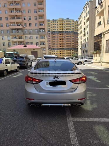 Hyundai Elantra 2015, 167,372 km - 1.8 л - Xırdalan