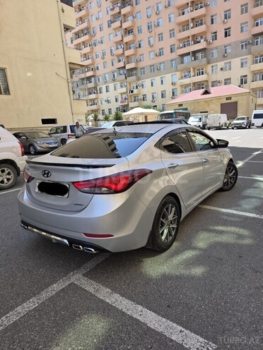 Hyundai Elantra 2015, 167,372 km - 1.8 л - Xırdalan