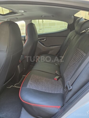Hyundai Elantra 2015, 167,372 km - 1.8 л - Xırdalan