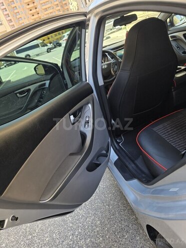 Hyundai Elantra 2015, 167,372 km - 1.8 л - Xırdalan
