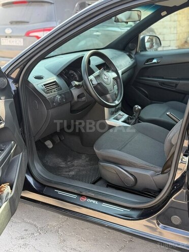 Opel Astra 2009, 390,254 km - 1.4 l - Sumqayıt