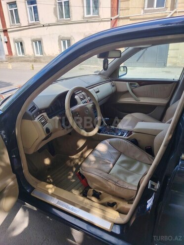 Mercedes E 270 2001, 430,000 km - 2.7 л - Quba
