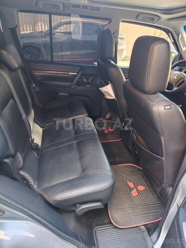 Mitsubishi Pajero 2007, 248,515 km - 3.0 l - Bakı