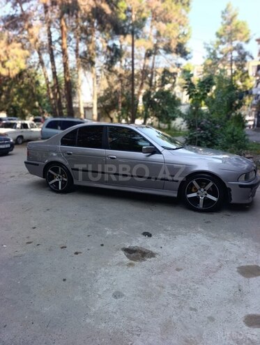 BMW 528 1996, 430,000 km - 2.8 l - Şirvan
