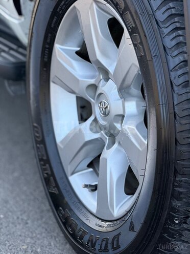 Toyota Land Cruiser Prado 2015, 285,000 km - 2.7 l - Xaçmaz
