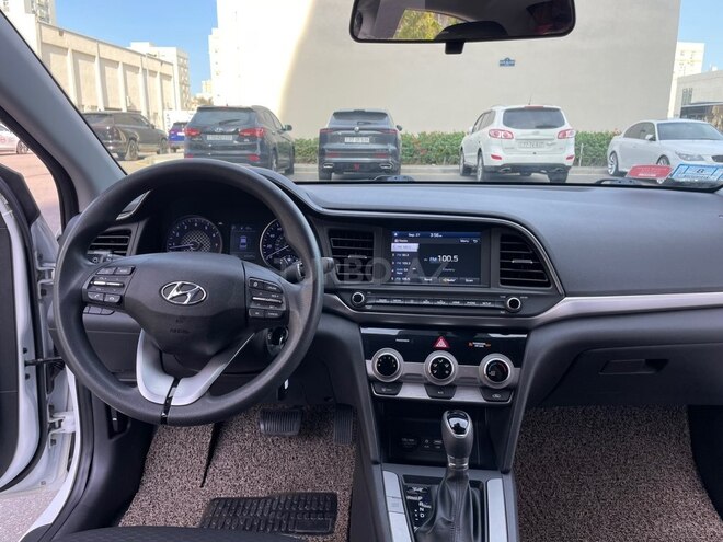 Hyundai Elantra 2019, 62,500 km - 2.0 л - Bakı