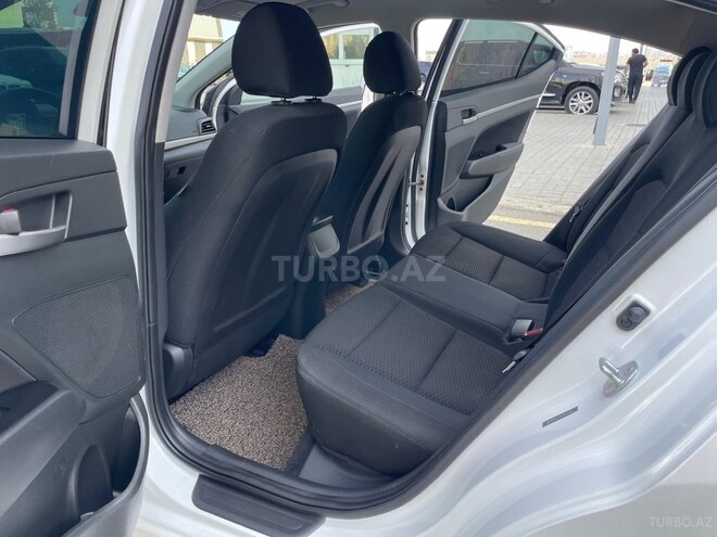 Hyundai Elantra 2019, 62,500 km - 2.0 л - Bakı