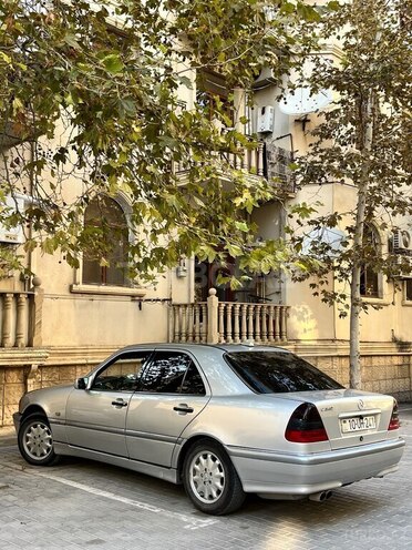 Mercedes C 240 1997, 400,485 km - 2.4 l - Xırdalan