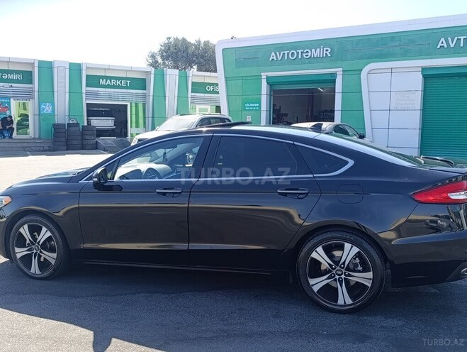 Ford Fusion (North America) 2019, 279,000 km - 2.0 л - Bakı