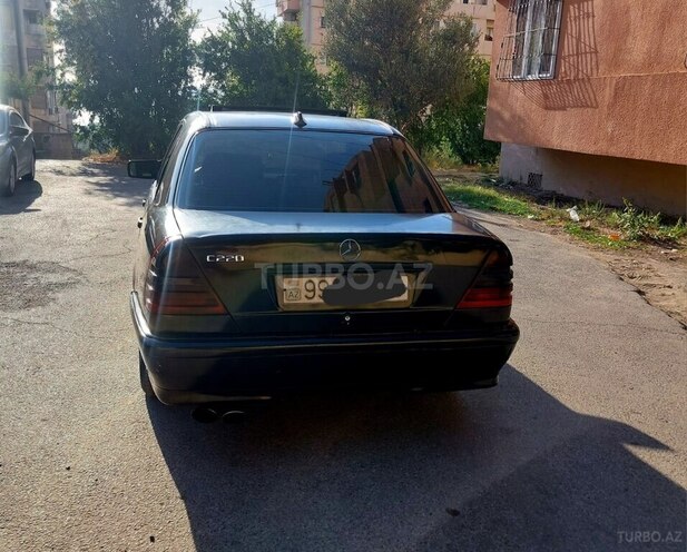 Mercedes C 220 1999, 330,000 km - 2.2 l - Bakı