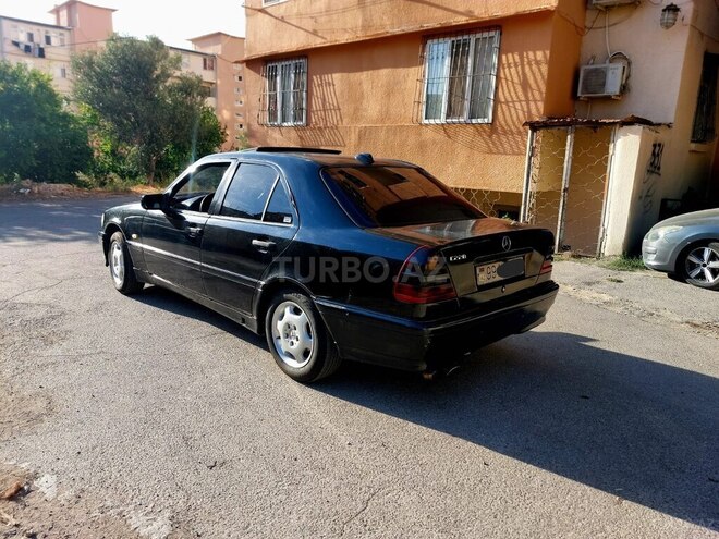 Mercedes C 220 1999, 330,000 km - 2.2 l - Bakı