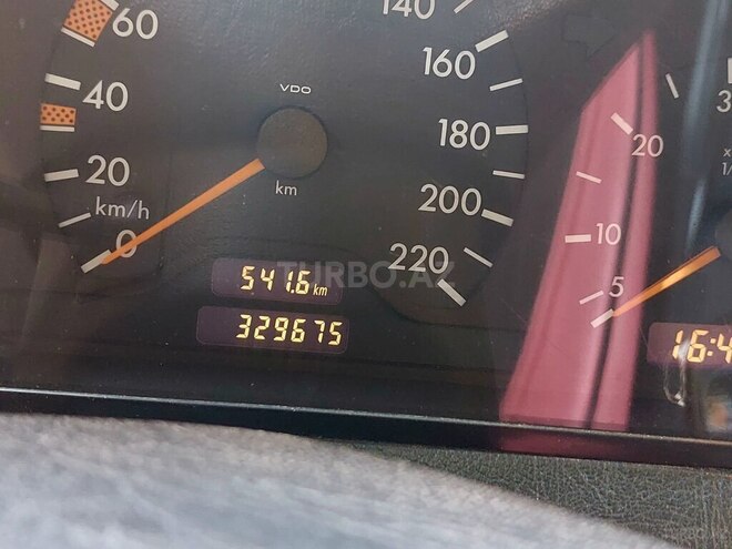 Mercedes C 220 1999, 330,000 km - 2.2 l - Bakı
