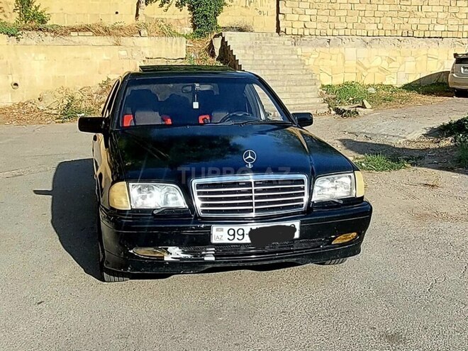 Mercedes C 220 1999, 330,000 km - 2.2 l - Bakı