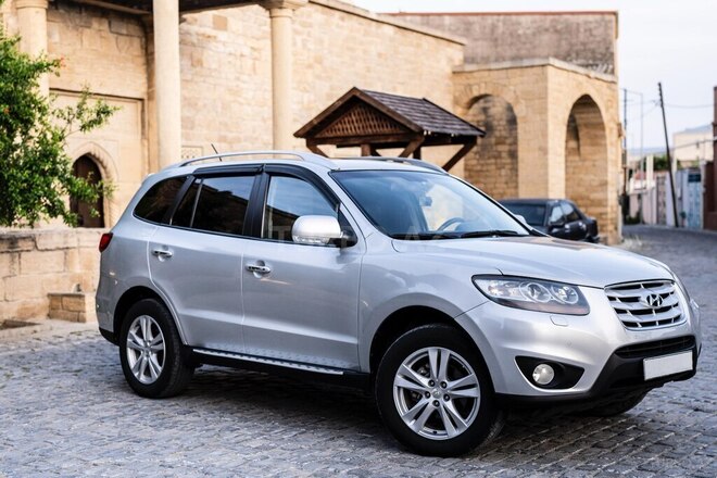 Hyundai Santa Fe 2010, 295,000 km - 2.0 л - Bakı