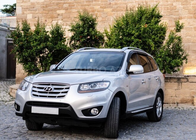 Hyundai Santa Fe 2010, 295,000 km - 2.0 л - Bakı