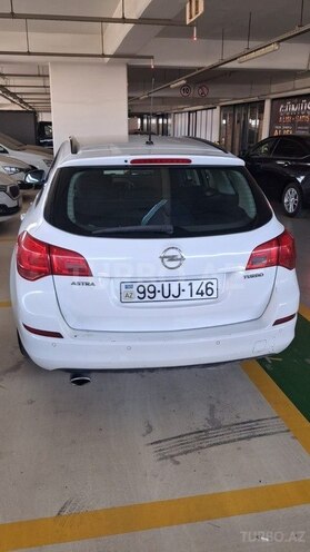Opel Astra 2011, 240,000 km - 1.6 l - Bakı
