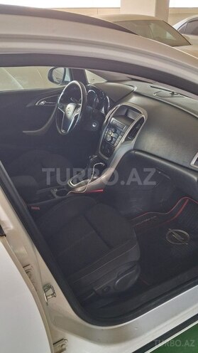 Opel Astra 2011, 240,000 km - 1.6 l - Bakı