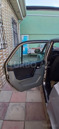 GAZ 31105 2008, 157,000 km - 2.3 l - Sumqayıt