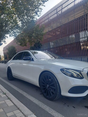 Mercedes E 220 d 2019, 333,338 km - 2.0 l - Gəncə