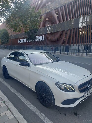 Mercedes E 220 d 2019, 333,338 km - 2.0 l - Gəncə