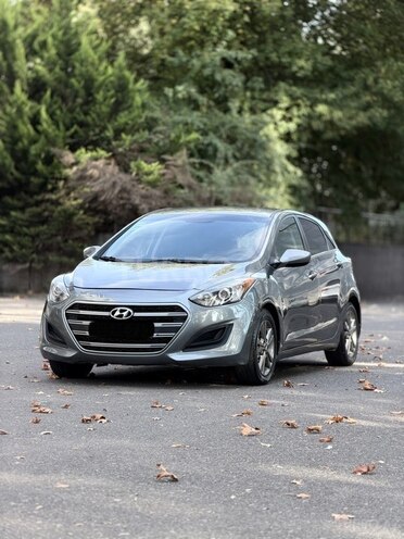 Hyundai Elantra 2015, 120,000 km - 2.0 l - İsmayıllı