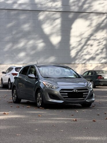 Hyundai Elantra 2015, 120,000 km - 2.0 l - İsmayıllı