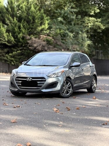 Hyundai Elantra 2015, 120,000 km - 2.0 l - İsmayıllı