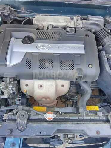 Hyundai Elantra 2002, 260,000 km - 2.0 l - Şirvan