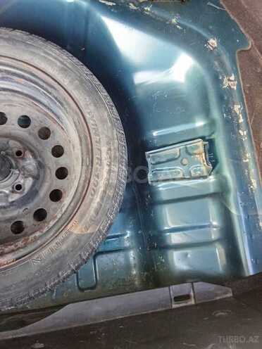 Hyundai Elantra 2002, 260,000 km - 2.0 l - Şirvan