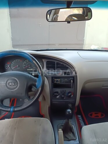 Hyundai Elantra 2002, 260,000 km - 2.0 l - Şirvan