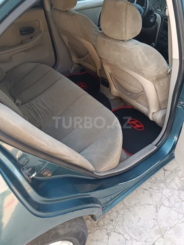 Hyundai Elantra 2002, 260,000 km - 2.0 l - Şirvan