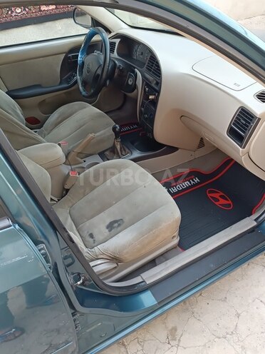 Hyundai Elantra 2002, 260,000 km - 2.0 l - Şirvan