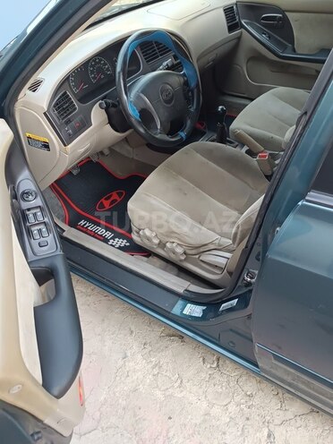 Hyundai Elantra 2002, 260,000 km - 2.0 l - Şirvan