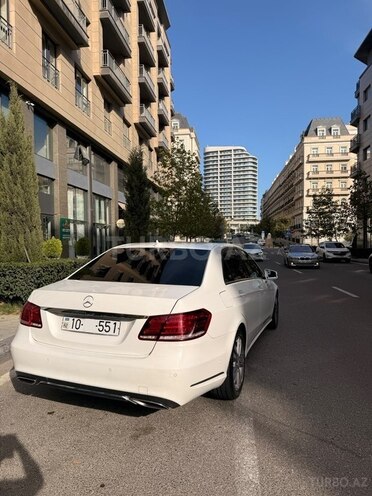 Mercedes E 250 2015, 180,000 km - 2.1 l - Bakı