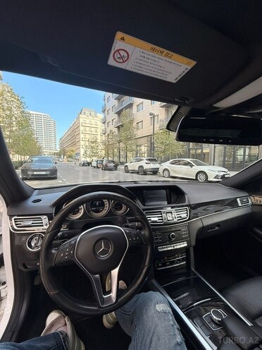 Mercedes E 250 2015, 180,000 km - 2.1 l - Bakı