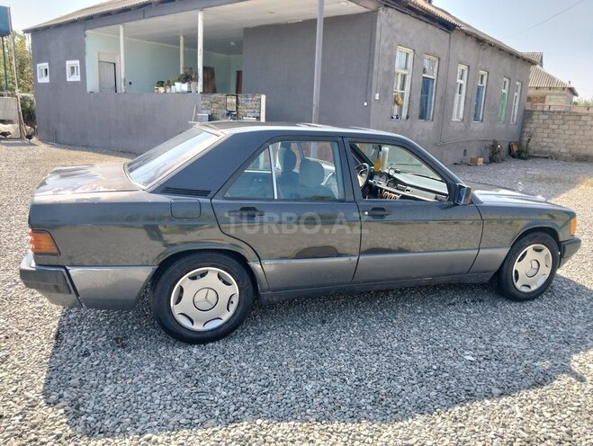 Mercedes 190 1991, 165,750 km - 2.0 l - Bərdə