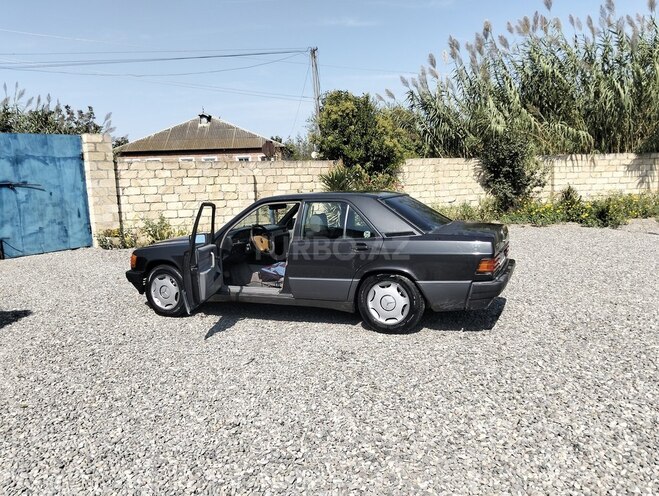 Mercedes 190 1991, 165,750 km - 2.0 l - Bərdə
