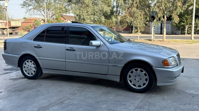 Mercedes C 200 1997, 278,000 km - 2.0 l - Sabirabad