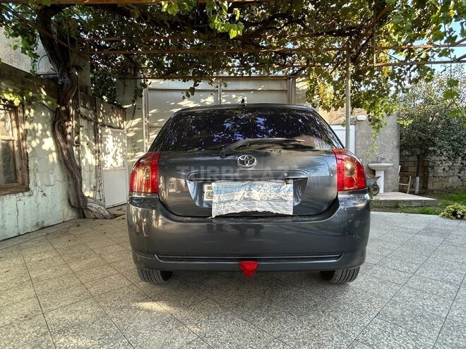 Toyota Corolla 2005, 218,000 km - 1.4 l - Bakı