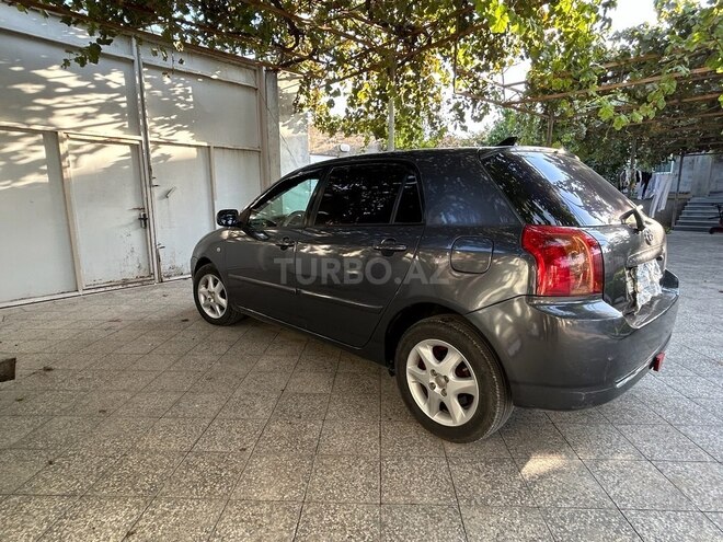 Toyota Corolla 2005, 218,000 km - 1.4 l - Bakı