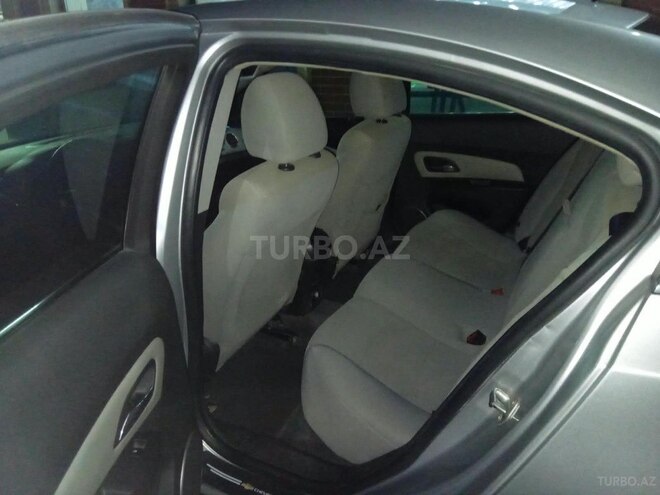 Chevrolet Cruze 2011, 235,000 km - 1.4 л - Gəncə