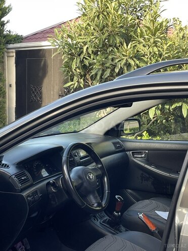 Toyota Corolla 2006, 296,000 km - 1.4 л - Bakı