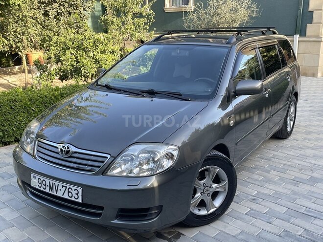 Toyota Corolla 2006, 296,000 km - 1.4 л - Bakı