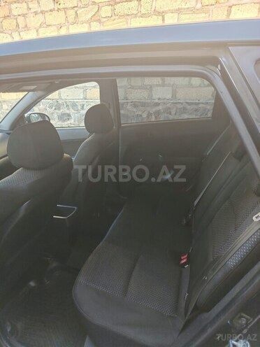 Hyundai i30 2009, 301,500 km - 1.6 l - Şəki