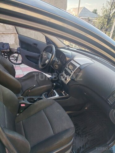 Hyundai i30 2009, 301,500 km - 1.6 l - Şəki